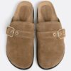 Clogs aus Spaltveloursleder mit Schnalle