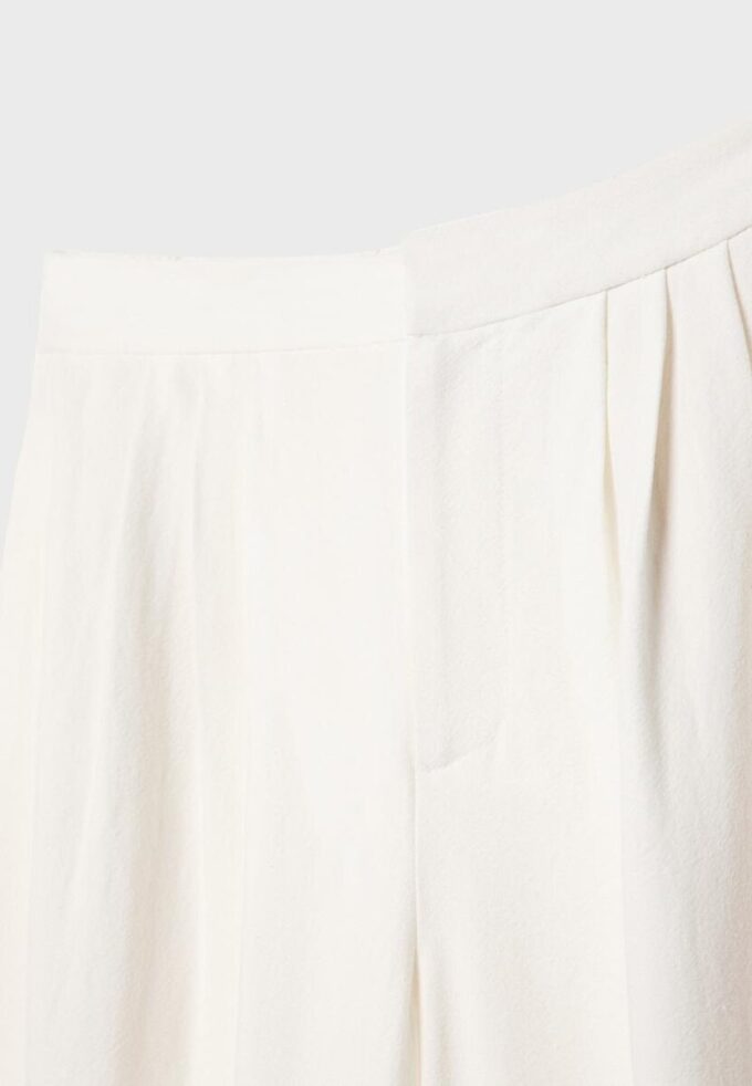 Culotte aus Leinenmischung mit Abnähern