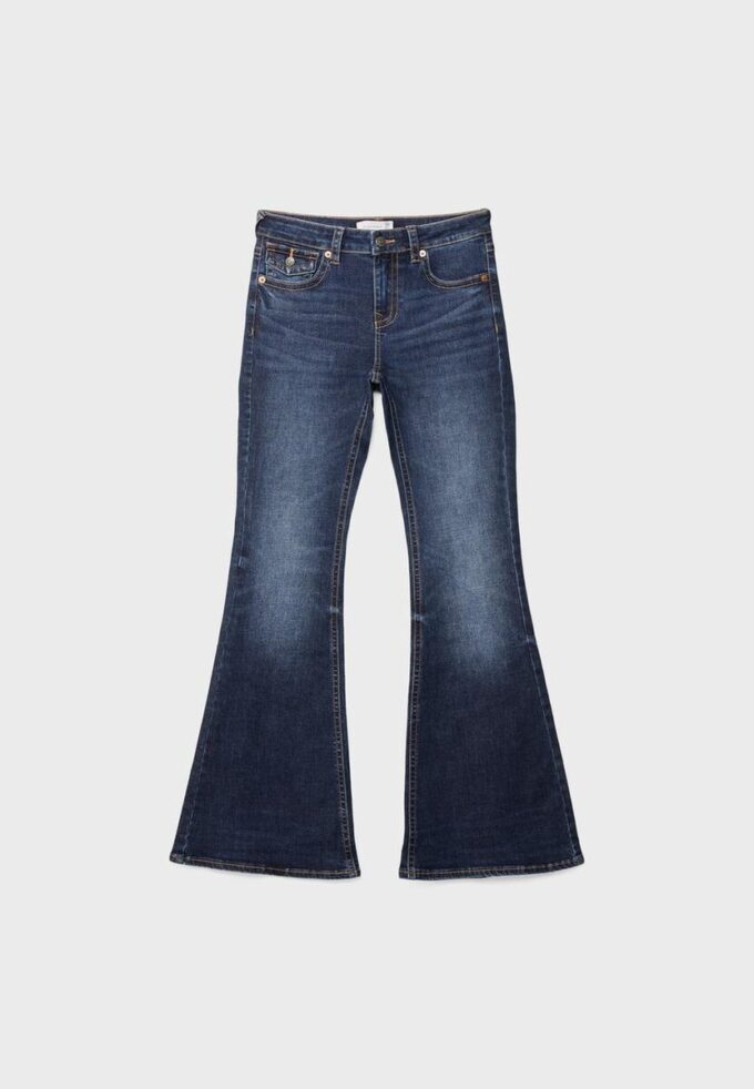 D04 Low-Rise-Jeans mit Flared-Bein