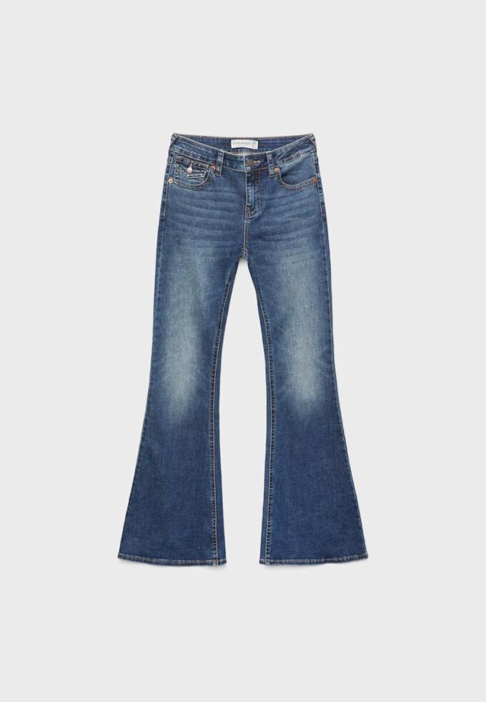 D04 Low-Rise-Jeans mit Flared-Bein