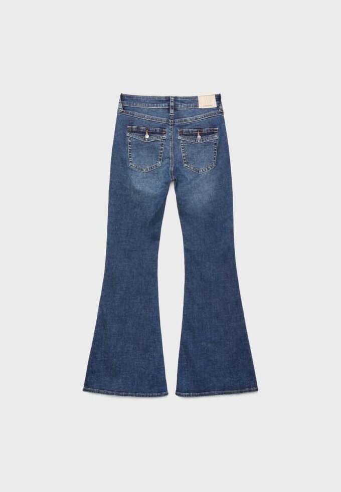 D04 Low-Rise-Jeans mit Flared-Bein