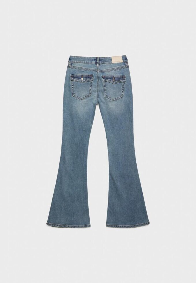 D04 Low-Rise-Jeans mit Flared-Bein