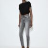 D07 Skinny-Jeans mit normaler Leibhöhe D07 Skinny-Jeans mit normaler Leibhöhe