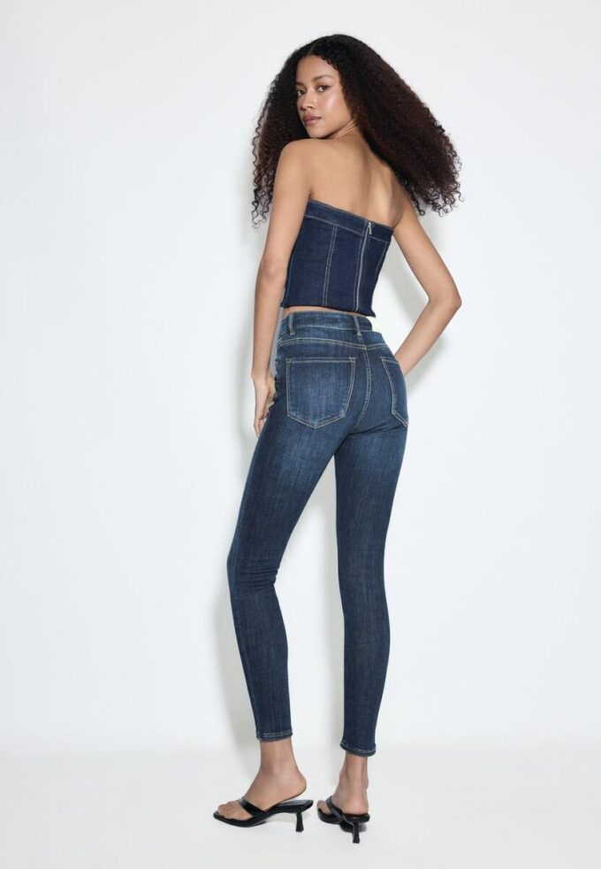 D07 Skinny-Jeans mit normaler Leibhöhe