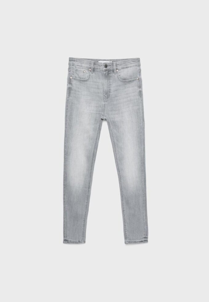 D07 Skinny-Jeans mit normaler Leibhöhe D07 Skinny-Jeans mit normaler Leibhöhe