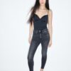 D09 Super High-Waist Skinny Jeans D09 Super High-Waist Skinny Jeans