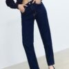 D10 Slim-Fit-Mom Jeans D10 Slim-Fit-Mom Jeans
