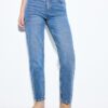 D10 Slim-Fit-Mom Jeans D10 Slim-Fit-Mom Jeans