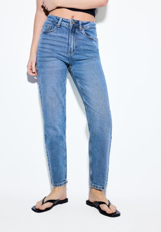 D10 Slim-Fit-Mom Jeans D10 Slim-Fit-Mom Jeans