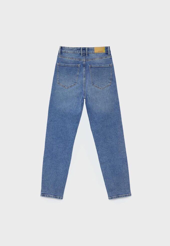 D10 Slim-Fit-Mom Jeans D10 Slim-Fit-Mom Jeans