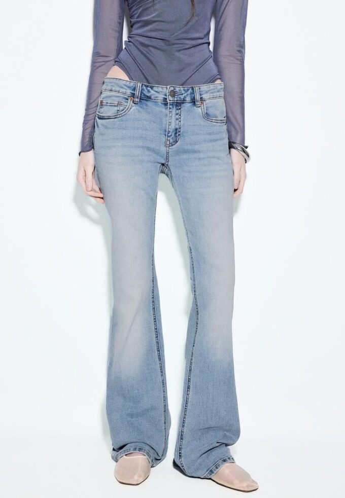 D67 Slim-Fit-Bootcut-Jeans