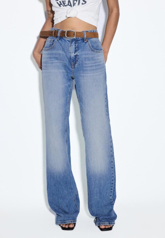D68 Boot-Cut-Jeans mit Gürtel