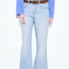 D68 Boot-Cut-Jeans mit Gürtel D68 Boot-Cut-Jeans mit Gürtel
