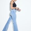 D74 Flared Jeans mit Schlitz