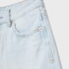 D75 Shorts aus zerrissenem Denim D75 Shorts aus zerrissenem Denim