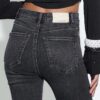 D78 Kurze Flared Jeans