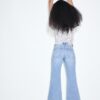 D78 Kurze Flared Jeans