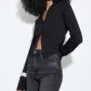 D78 Kurze Flared Jeans