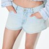 D79 Shorts mit niedriger Taille D79 Shorts mit niedriger Taille