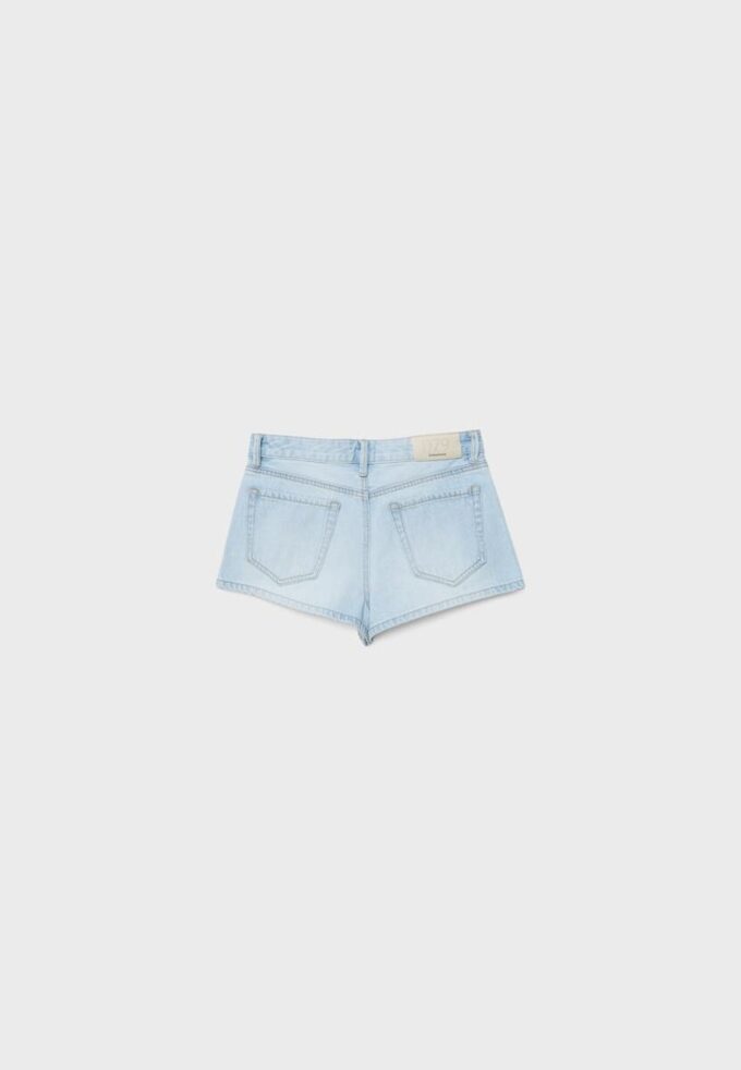 D79 Shorts mit niedriger Taille D79 Shorts mit niedriger Taille