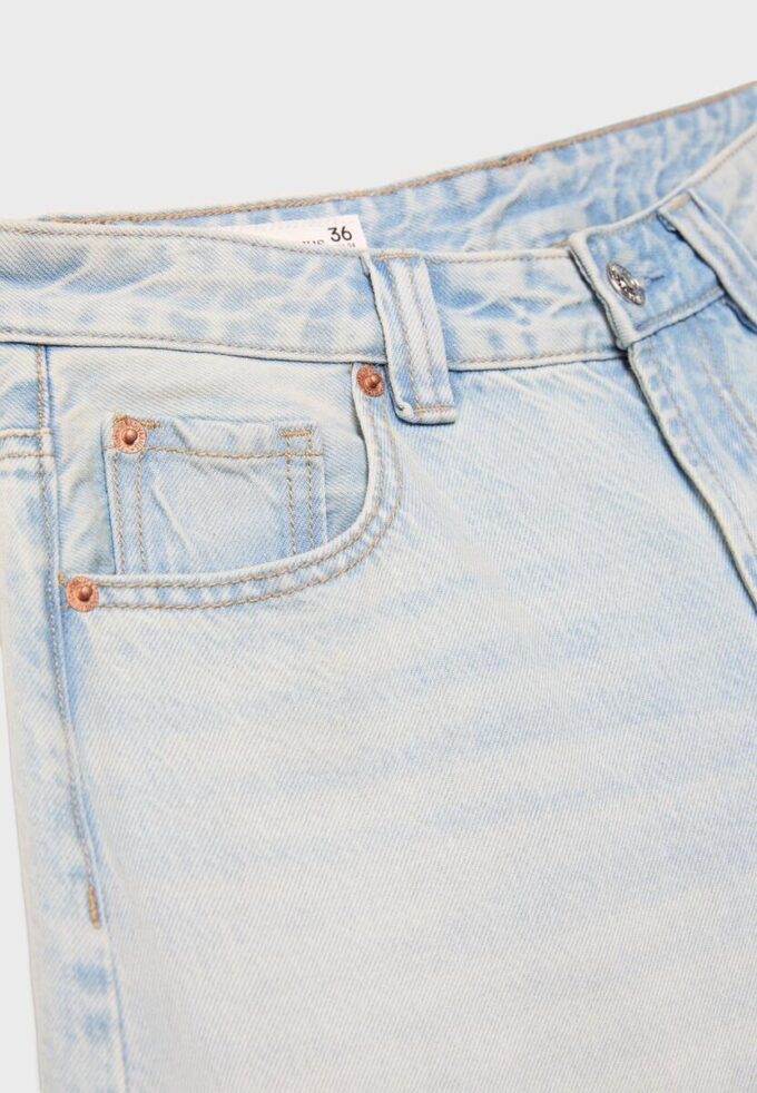 D80 Barrel Fit Jeans