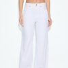 D92 Gerade weite Jeans D92 Gerade weite Jeans