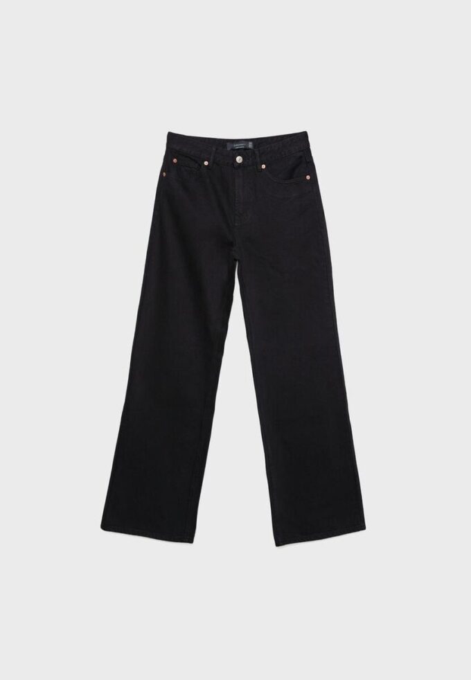 D92 Gerade weite Jeans D92 Gerade weite Jeans