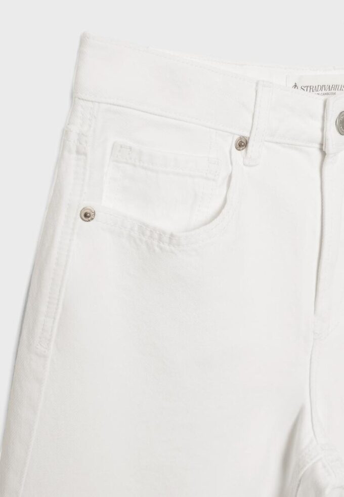 D92 Gerade weite Jeans D92 Gerade weite Jeans
