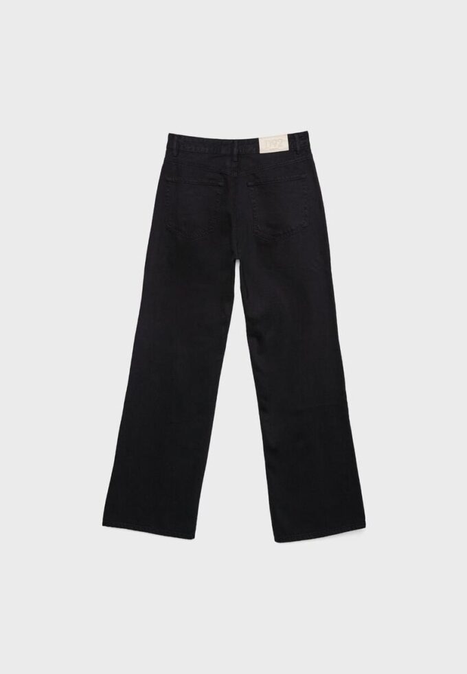 D92 Gerade weite Jeans D92 Gerade weite Jeans