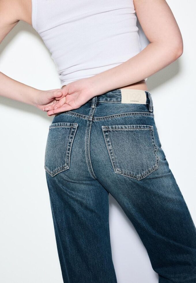 D92 Straight Wide Leg Jeans D92 Straight Wide Leg Jeans
