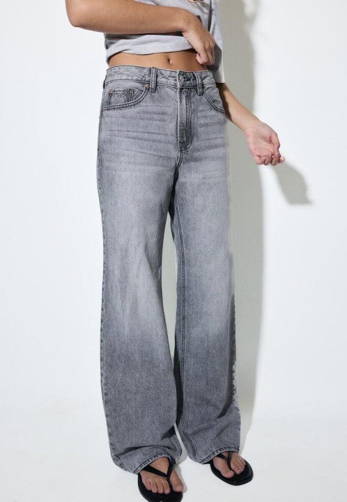 D92 Straight Wide Leg Jeans