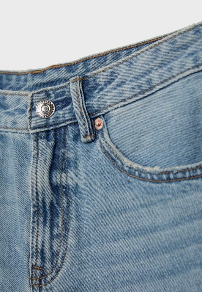 D93 Lange Jeans-Shorts
