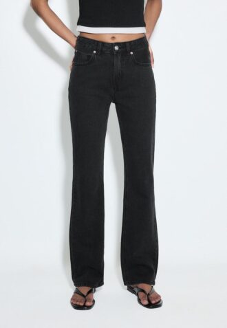 D98 Straight-Leg-Jeans