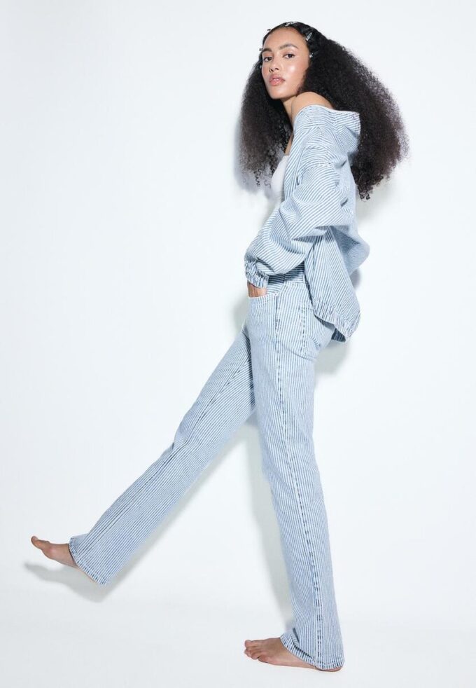 D98 Straight-Leg-Jeans