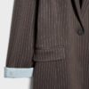 Einfacher gestreifter Blazer aus Basics Einfacher gestreifter Blazer aus Basics