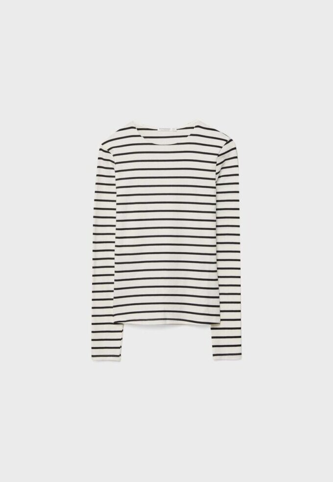 Einfaches gestreiftes Langarm-T-Shirt aus der Basics-Kollektion Einfaches gestreiftes Langarm-T-Shirt aus der Basics-Kollektion