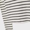 Einfaches gestreiftes Langarm-T-Shirt aus der Basics-Kollektion Einfaches gestreiftes Langarm-T-Shirt aus der Basics-Kollektion