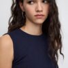 Einfaches ärmelloses T-Shirt aus der Basics-Kollektion