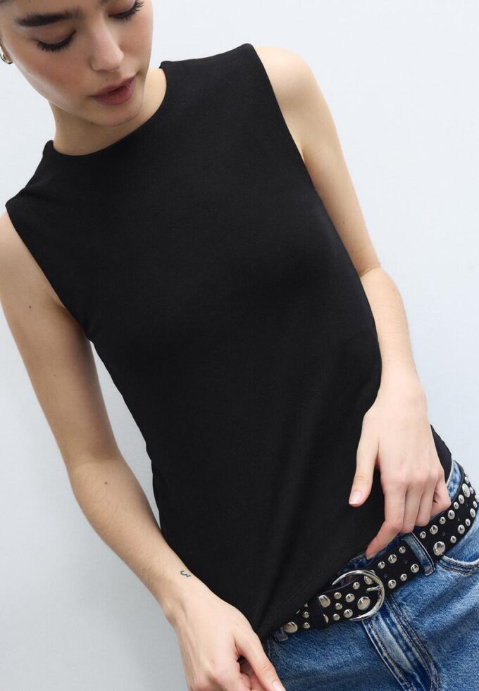 Einfaches ärmelloses T-Shirt aus der Basics-Kollektion