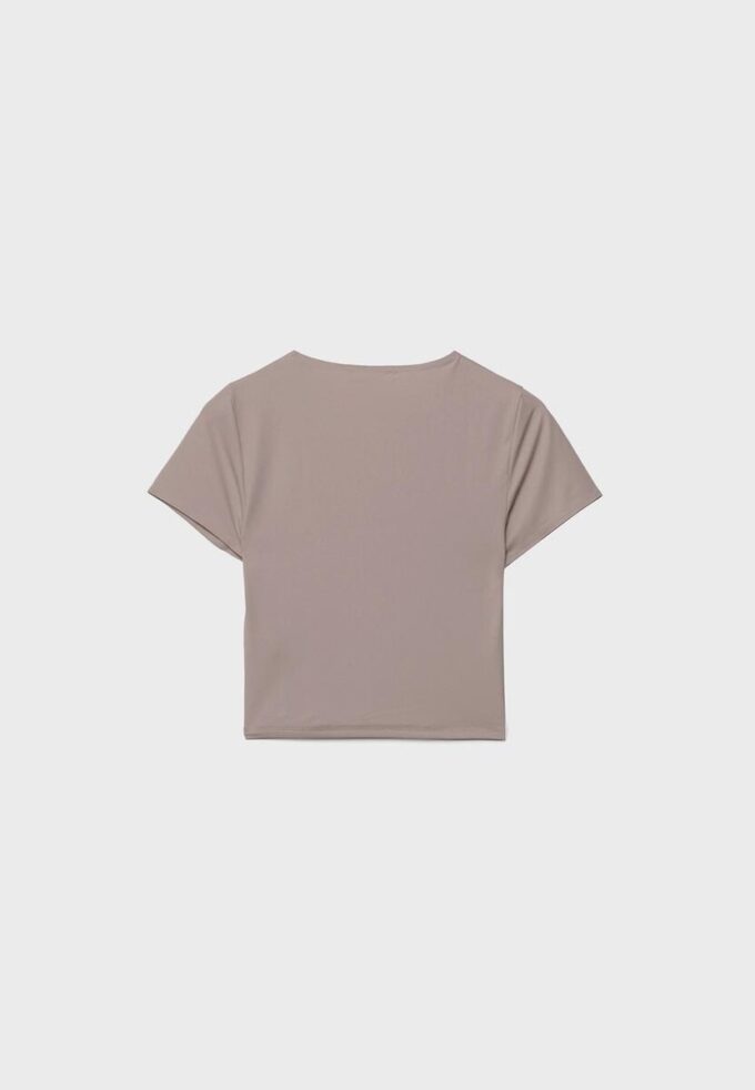 Einfaches T-Shirt aus Polyamid Einfaches T-Shirt aus Polyamid