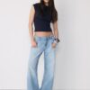 Einfaches T-Shirt mit U-Boot-Ausschnitt Einfaches T-Shirt mit U-Boot-Ausschnitt