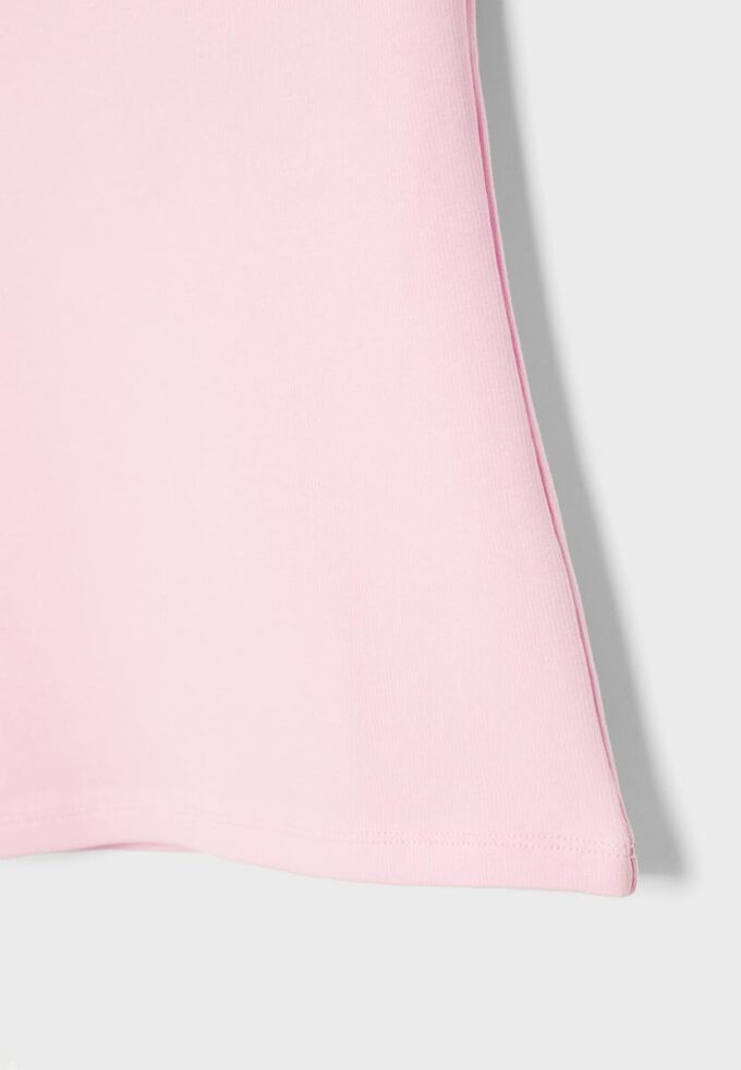 Einfaches T-Shirt mit U-Boot-Ausschnitt Einfaches T-Shirt mit U-Boot-Ausschnitt