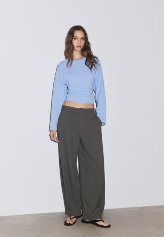 Elegante Baggy-Hose mit Nahtdetails