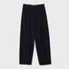 Elegante Baggy-Hose mit Nahtdetails