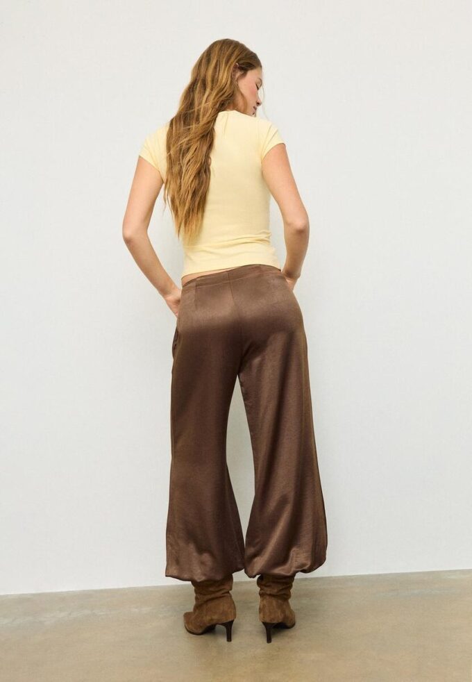 Elegante Satin-Ballon-Hose