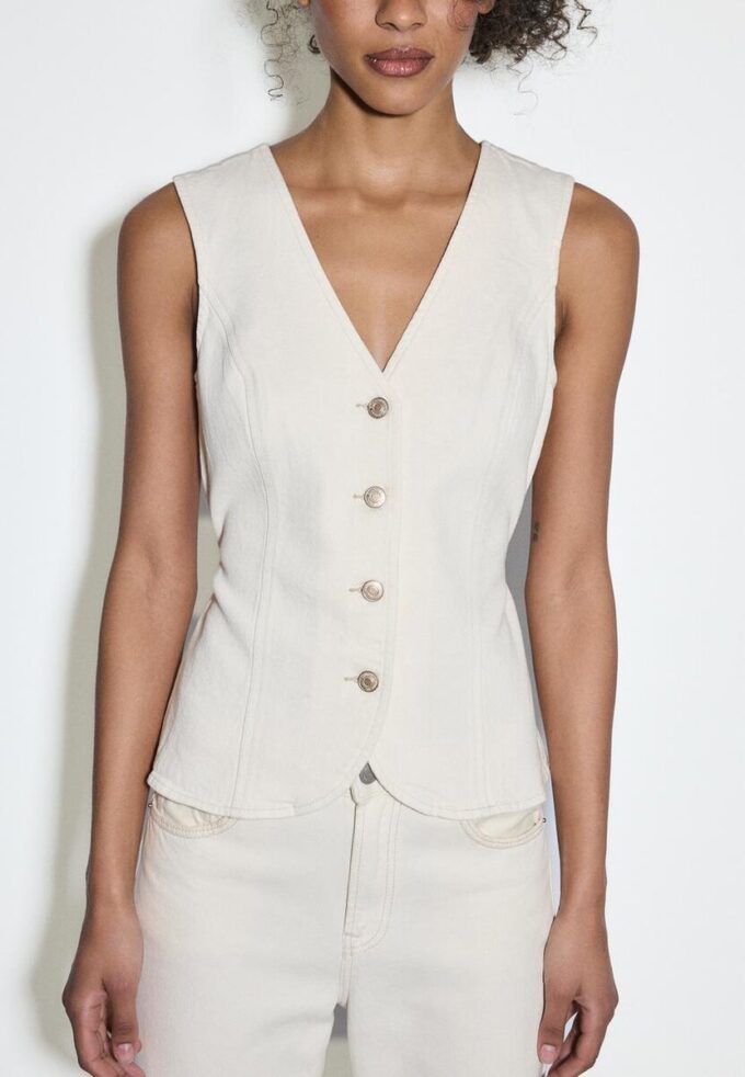 Eng anliegendes Denim-Oberteil Eng anliegendes Denim-Oberteil