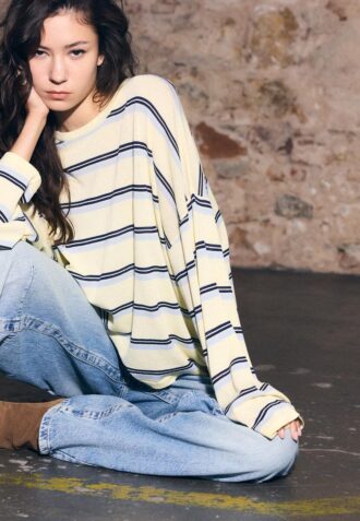 Feinstrick-Pullover mit Streifen