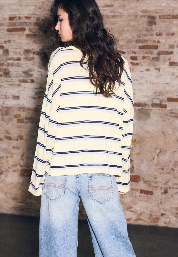Feinstrick-Pullover mit Streifen Feinstrick-Pullover mit Streifen