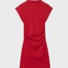 Figurbetontes kurzes Kleid mit Rüschen Figurbetontes kurzes Kleid mit Rüschen