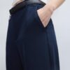 Fließende, elegante Hose mit geradem Bein und Gürtel